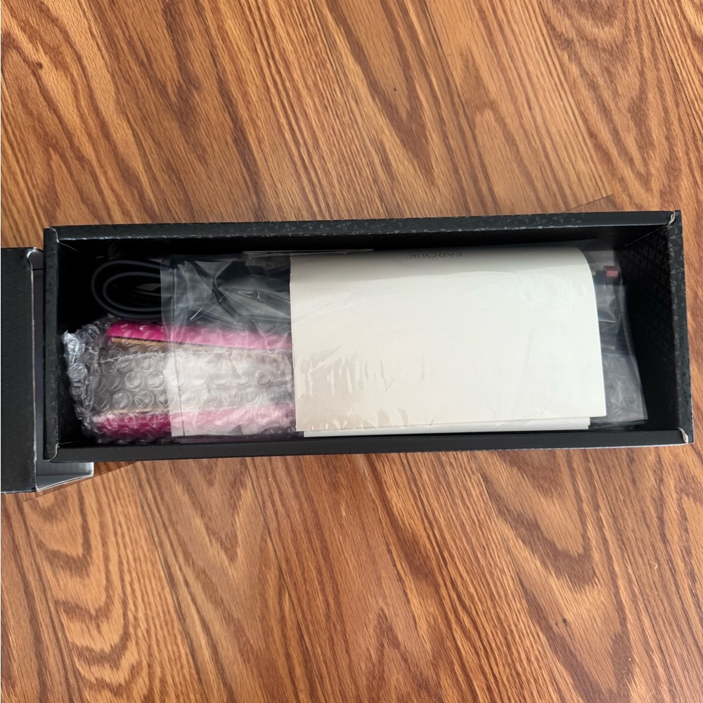 Ultra CHI Pink Tourmaline Ceramic Hairstyling Iron - Picture 3 of 4